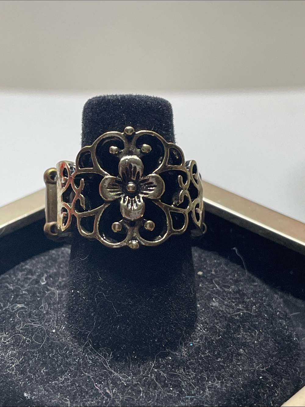 paparazzi Antique Gold Floral Filigree Adjustable Ring